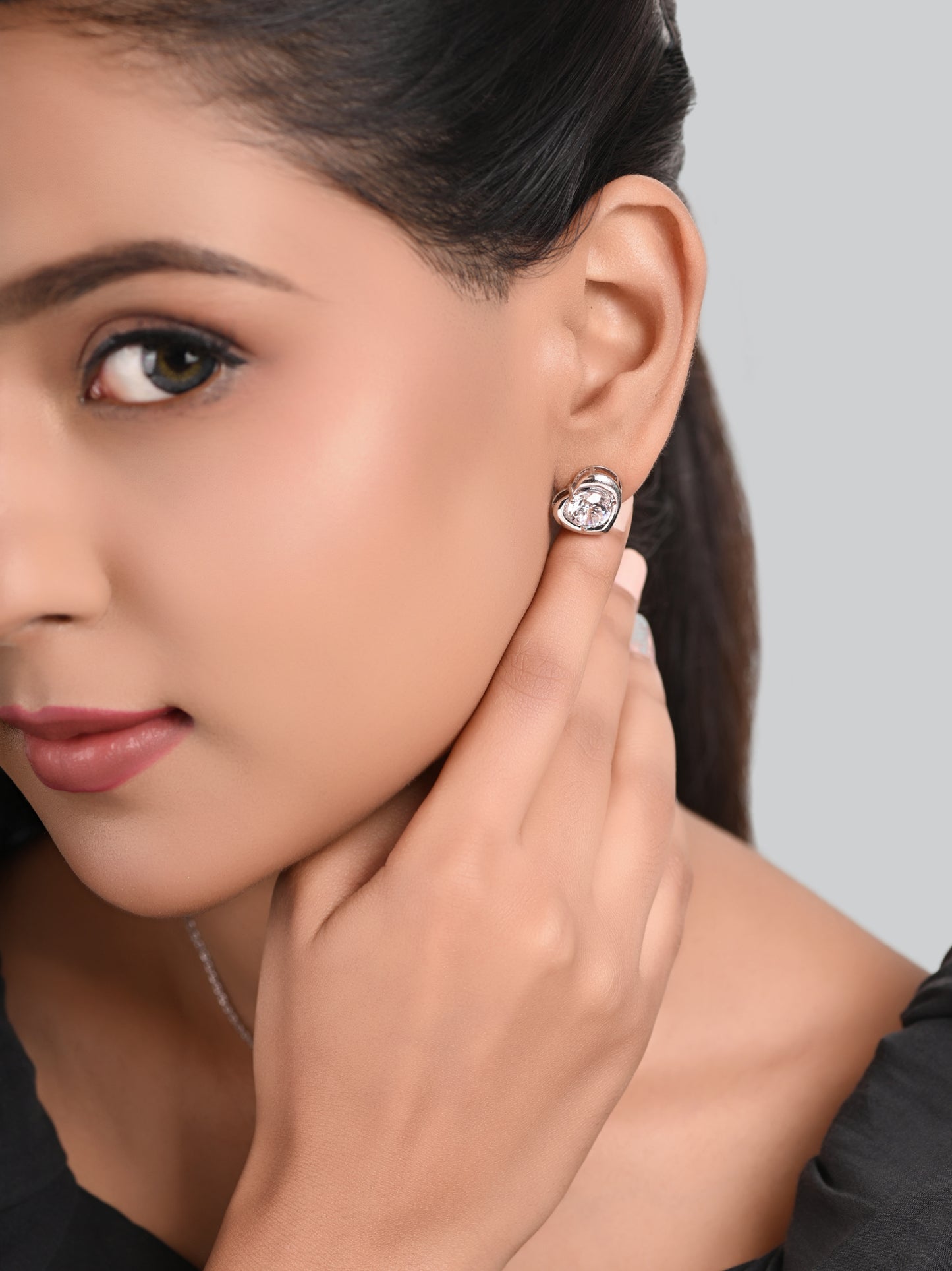 Stylish Tilted Heart Swarovski Pendant Set