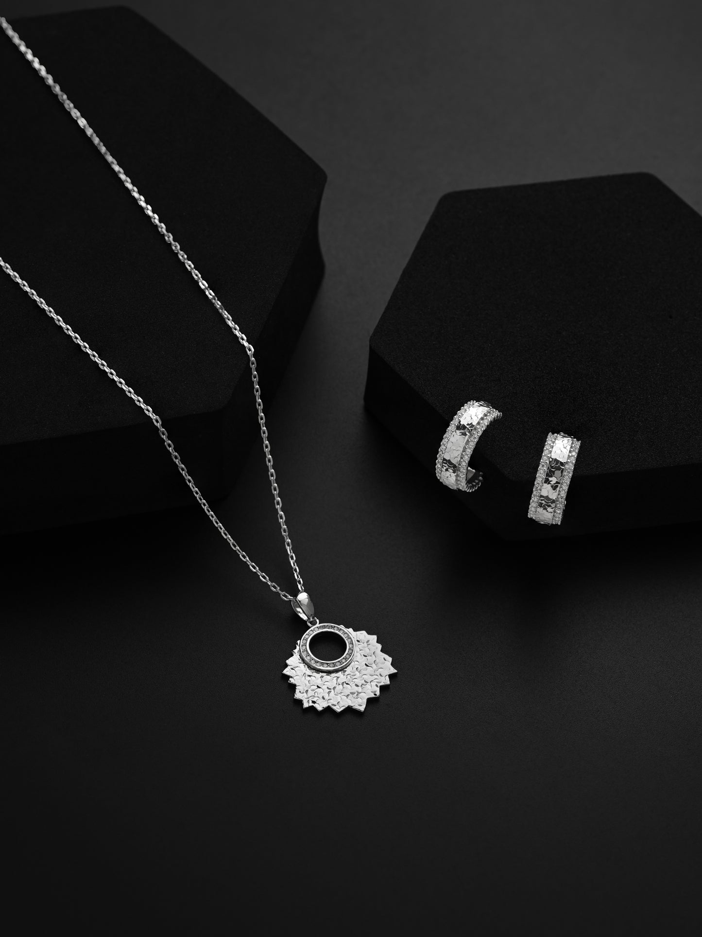 925 Sterling Silver Swarovski Mulberry Pendent Set