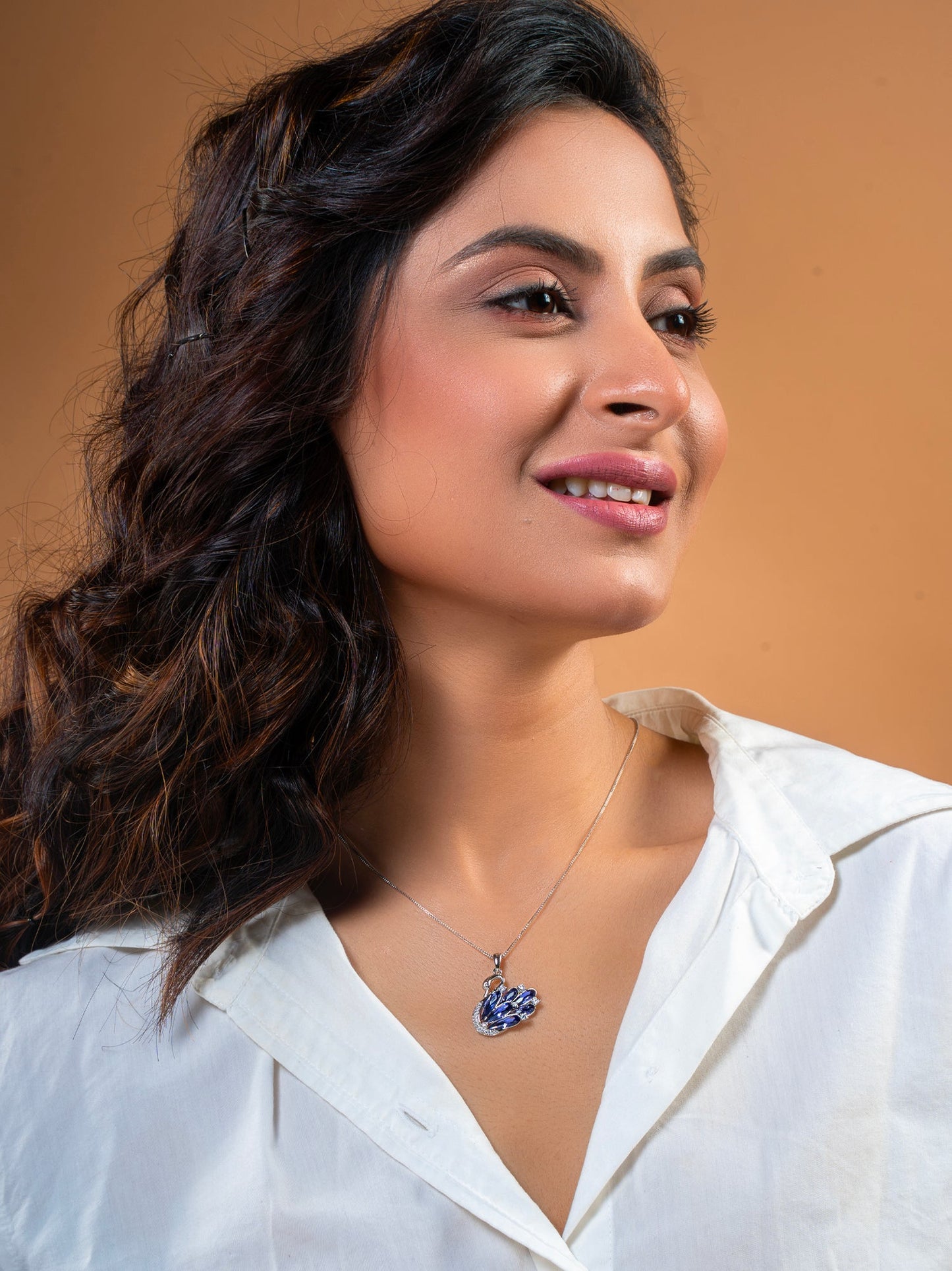 Mauve Swan Swarovski Crystal Pendant