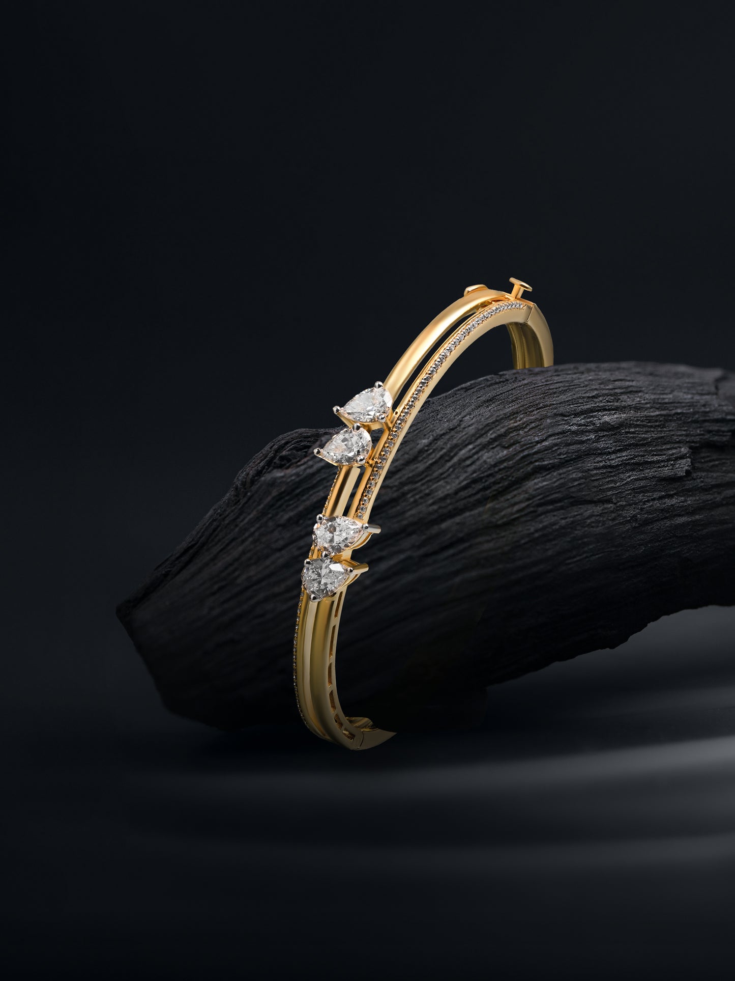 Swarovski TearDrop Elegant Bracelet