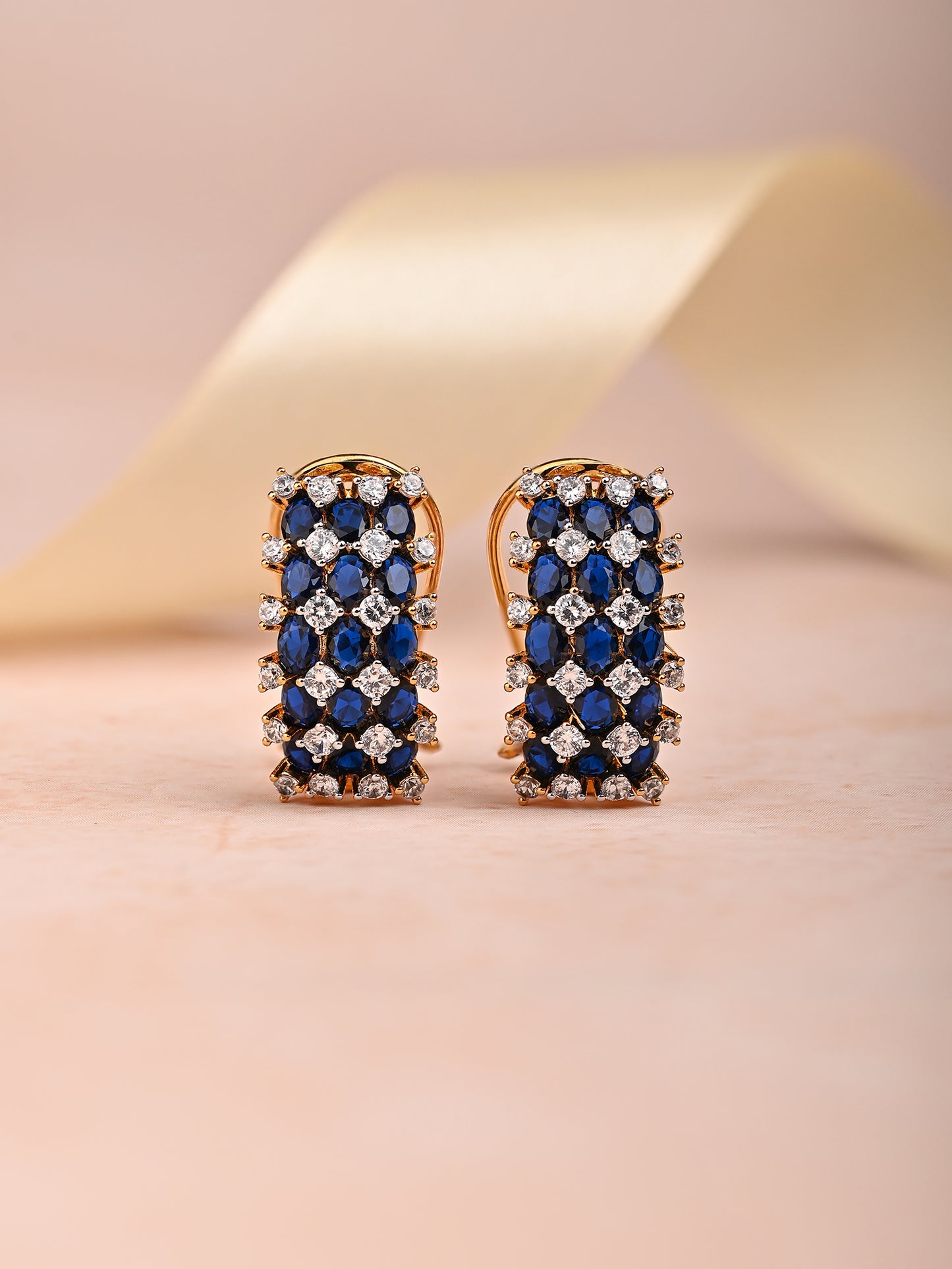 Delicate Sapphire Stones Balis