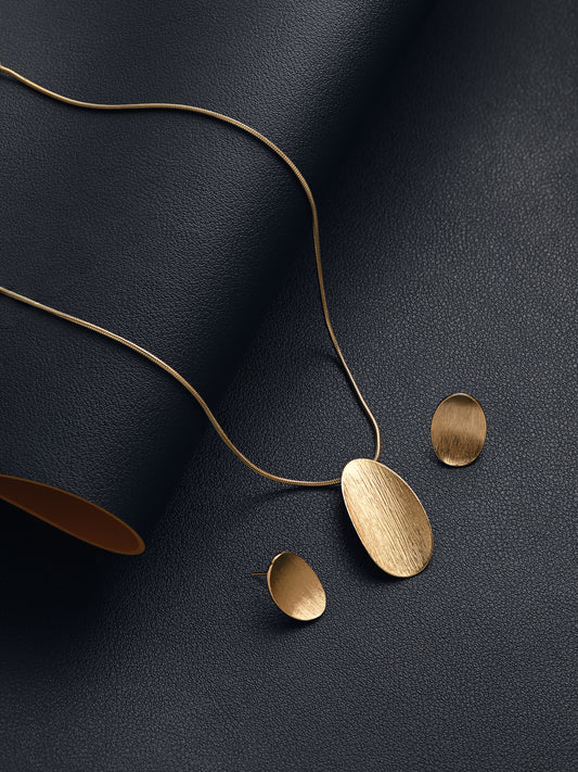 Rustic Pendent Set with Chain (Gold)