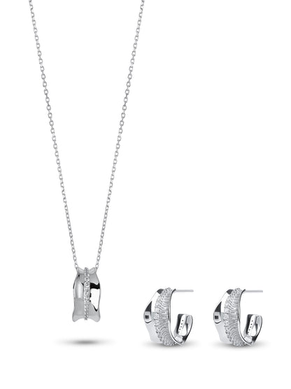 Delicate Silver Pendent set with Diamond Line