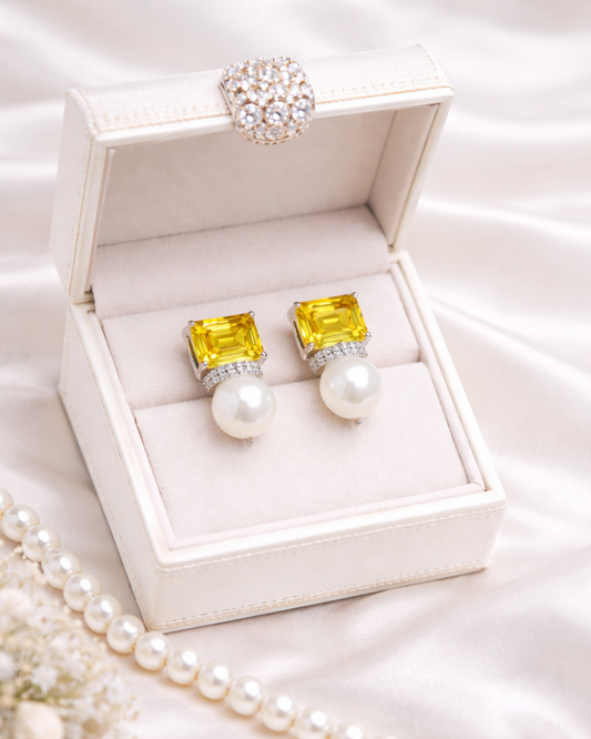 925 Sterling Silver Swarovski Topaz And Pearl Studs