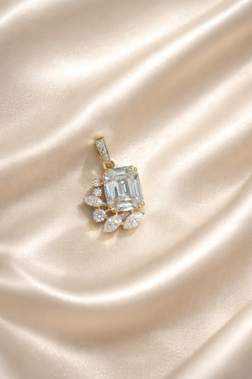 925 Sterling Silver Classic Emerald Swarovski Pendant