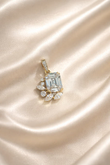 925 Sterling Silver Classic Emerald Swarovski Pendant