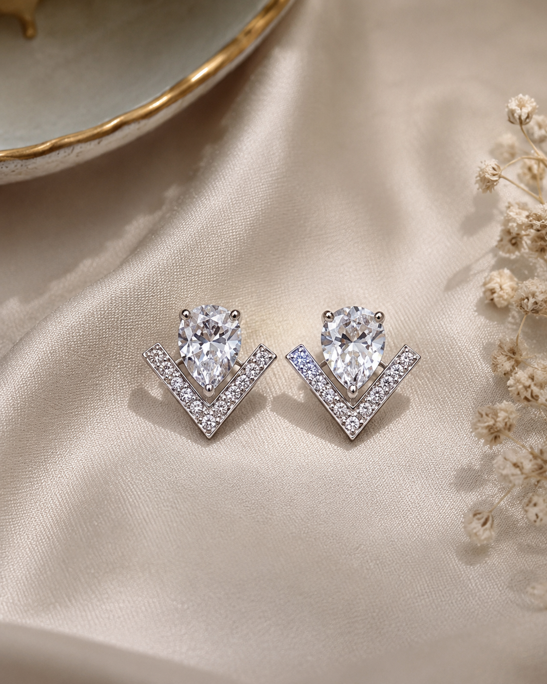 925 Sterling Silver Drop Swarovski Crystal Classic Earings- Silver Look