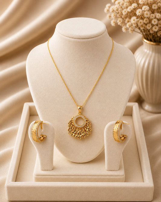925 Sterling Silver Swarovski Mulberry Pendent Set in Gold Polish