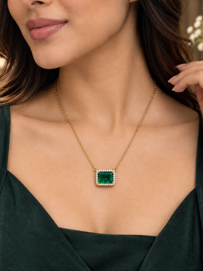 925 Sterling Silver Emerald Green Chain Pendant