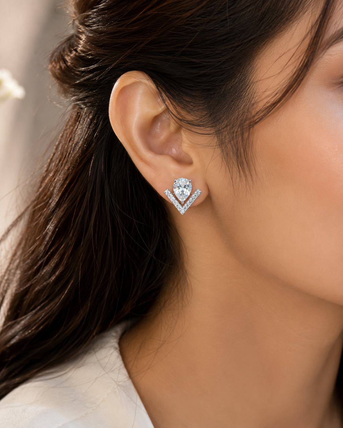 925 Sterling Silver Drop Swarovski Crystal Classic Earings- Silver Look